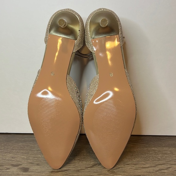 Gold Iridescent Closed Toe Heels - Picture 6 of 8